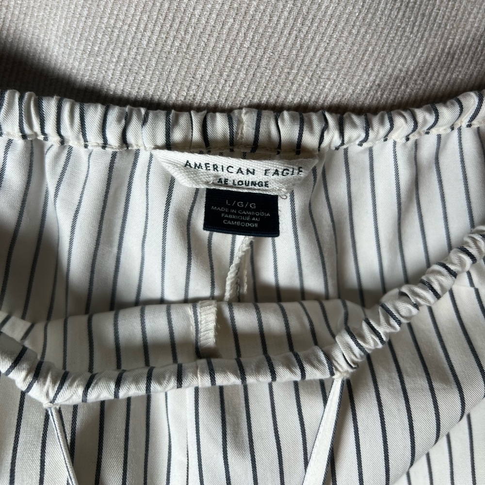 American Eagle Wide Leg Drawstring Stripped PJ Style Pants - Large in White - Picture 6 of 10